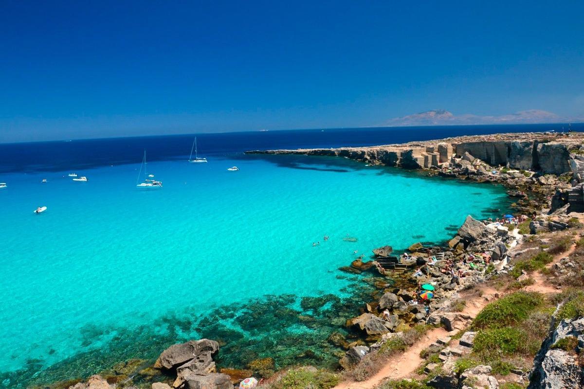 Cala Rossa,  Isla Favignana, Aegadian Islands, Islas de Sicilia