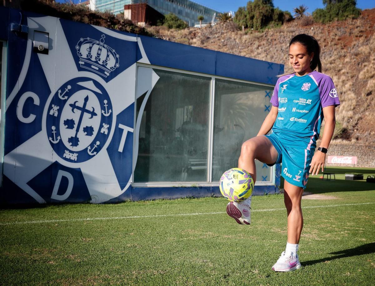 Sakina Ouzraoui, en el campo de entrenamiento de El Mundialito.