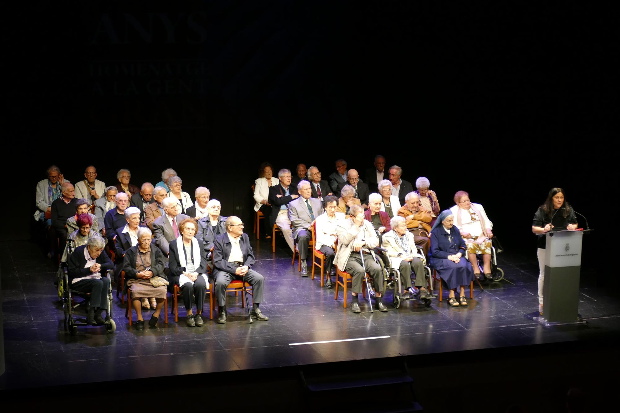 Totes les imatges de l'acte d'homenatge a les persones que celebren 90 anys aquest 2023