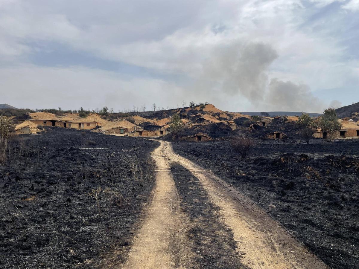 Las bodegas del Cubo de Benavente tras los incendios de 2025.