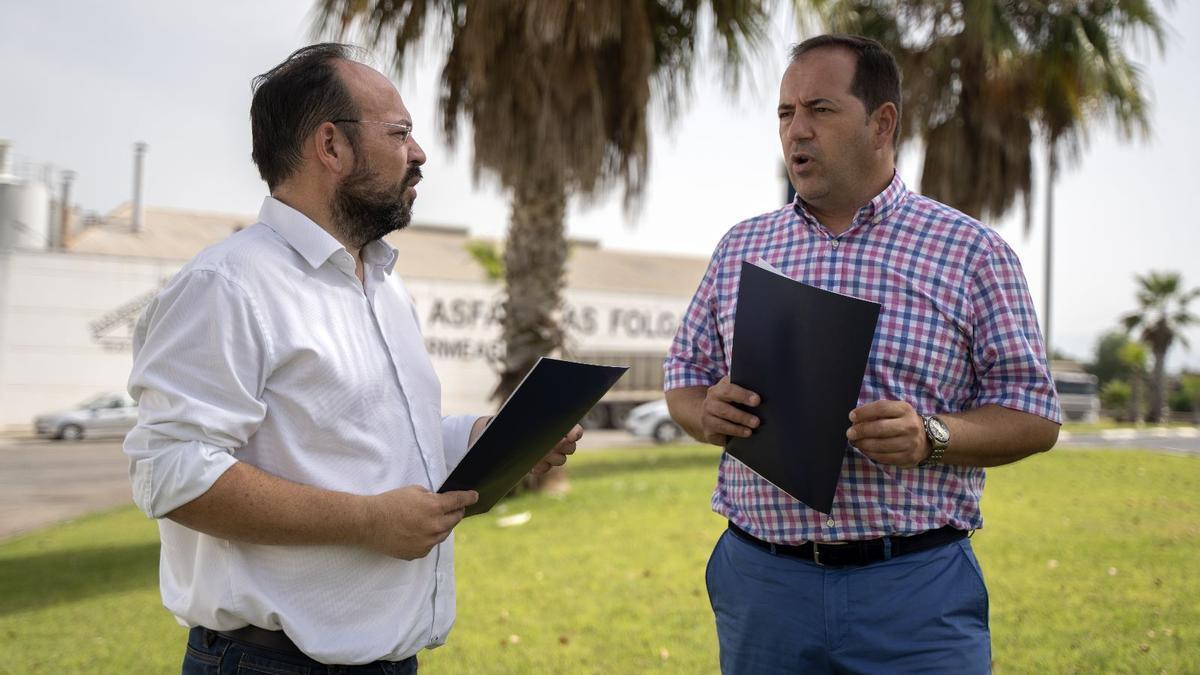 El portavoz de Cs, Javier Jorge, junto al edil Víctor Sanchis