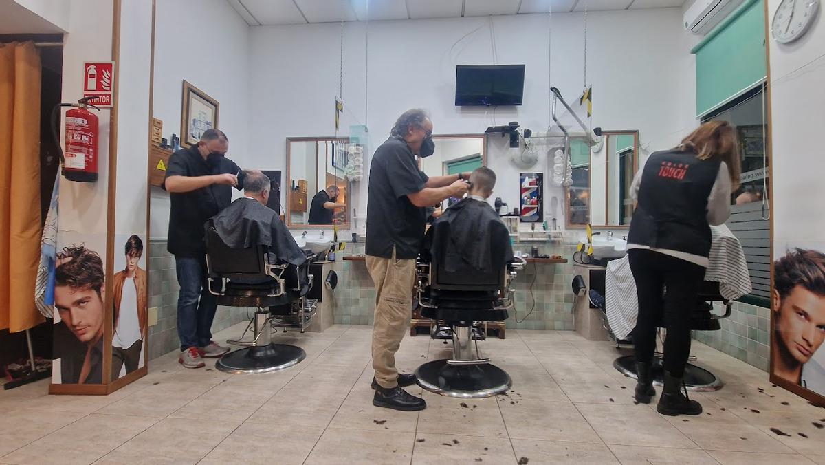 La peluquería vilagarciana de Gonzalo y Toño Gil.