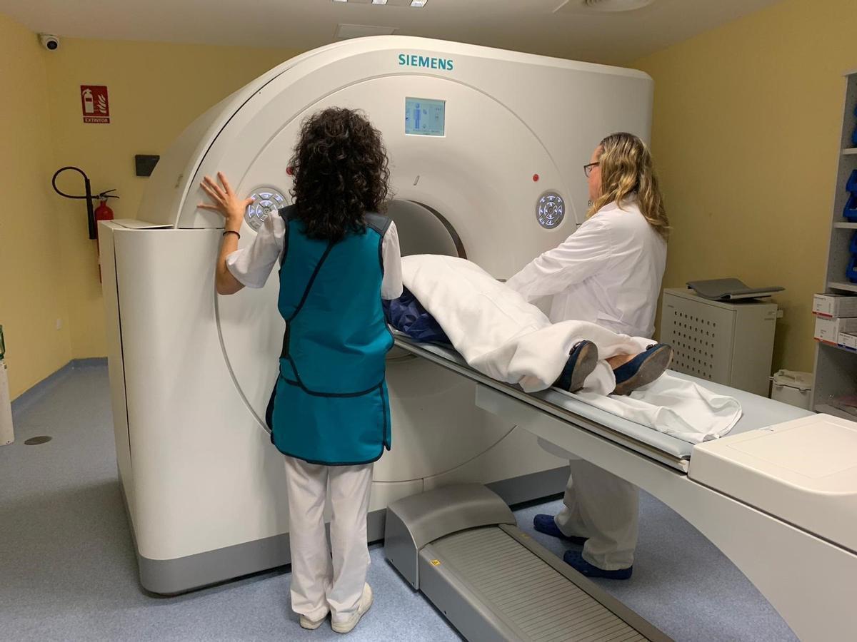 Els radiòlegs, «molt preocupats» per la falta de professionals als hospitals