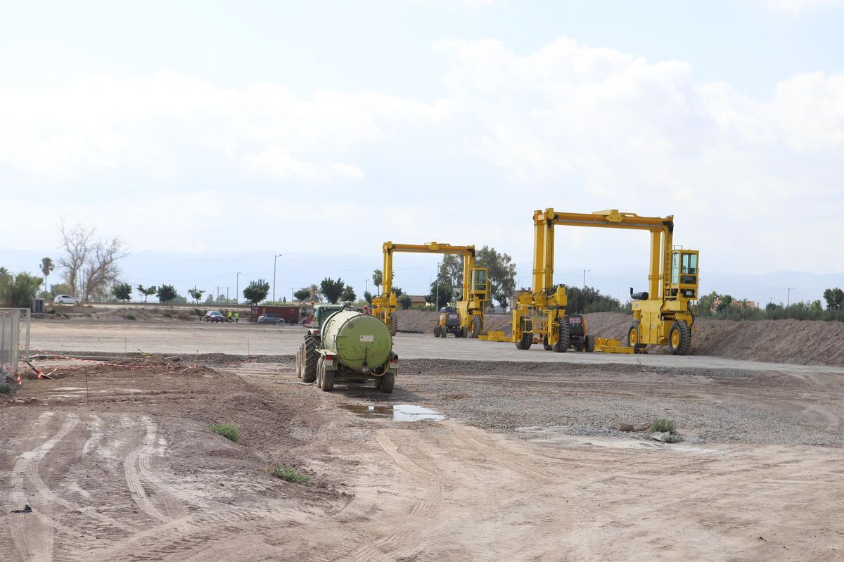Instalaciones de la empresa constructora en la avenida Sutullena.