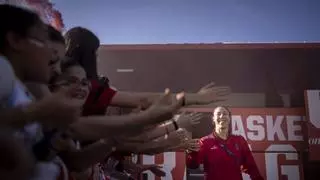 La final de Liga Casademont Zaragoza-Valencia Basket, en directo: la 'Marea Roja' recibe a lo grande a las aragonesas