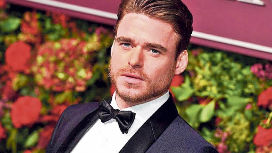 En la imagen superior, el actor escocés Richard Madden, confirmado en el reparto de &#039;Los Eternos&#039;. A su lado, las actrices Angelina Jolie (arriba) y Salma Hayek, en negociaciones con Marvel para su nueva superproducción.