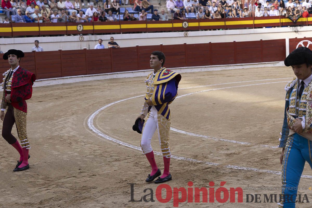 Tarde histórica en Abarán con la alternativa de José María Trigueros y el indulto de Tomás Rufo, junto a Castella salieron a hombros