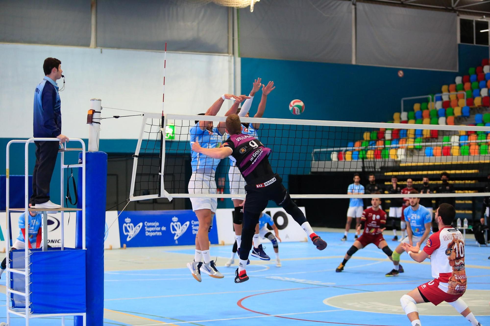 Partido entre la UD Ibiza Ushuaïa Volley y el Rio Duero Soria