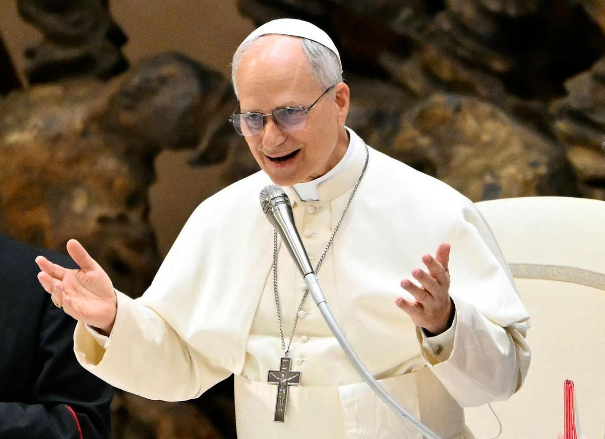 El papa León XIV se reúne con los periodistas en El Vaticano
