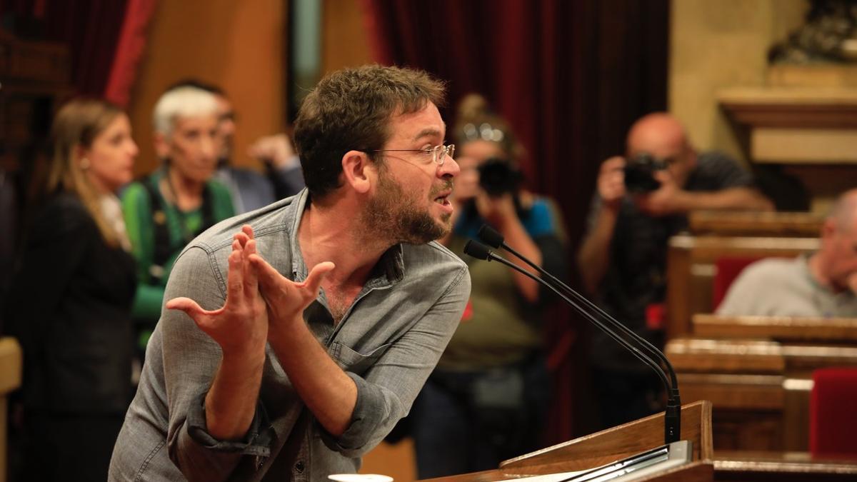 Albano Dante Fachín en el Parlament