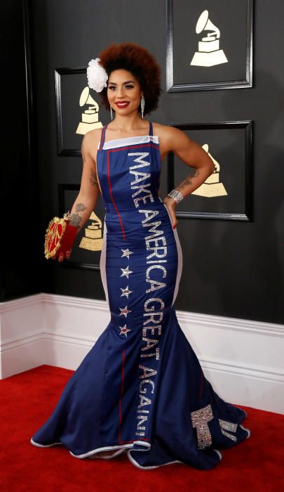 Joy Villa, en su posado para los medios en la alfombra roja de los Grammy.