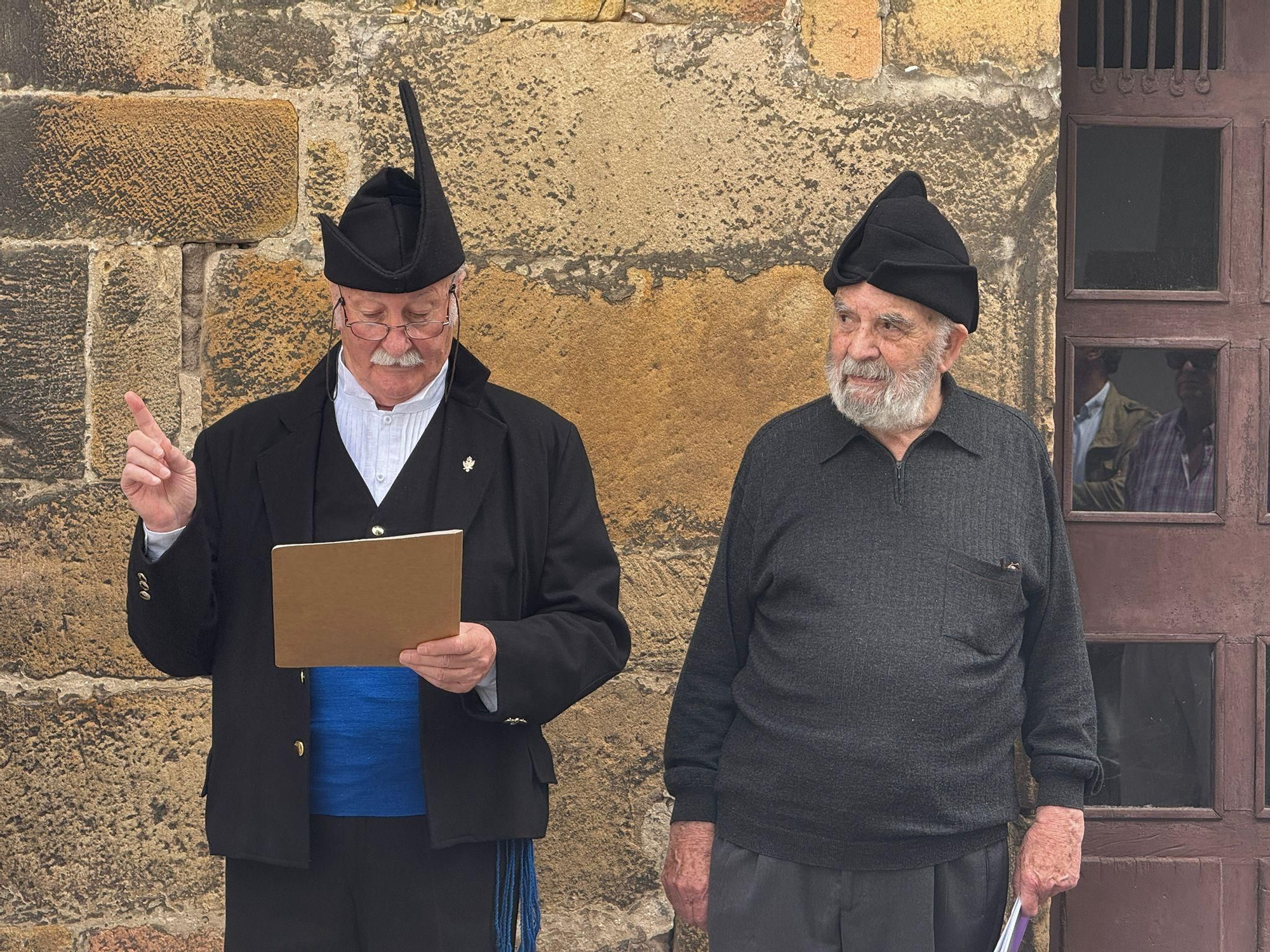 Así fue el homenaje a José Caveda y Nava en Villaviciosa