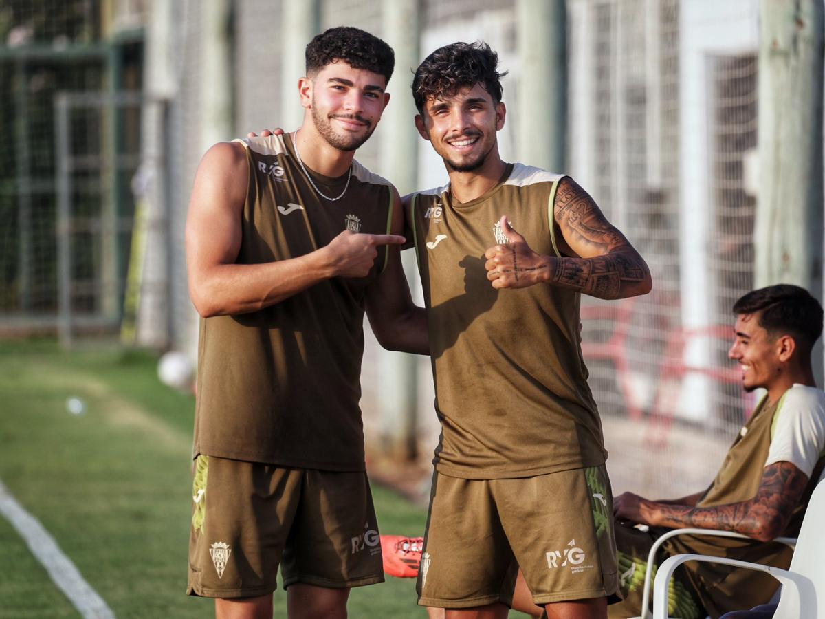 Salim El Jebari y Kevin Medina, durante el 'stage' del Córdoba CF en Oliva.