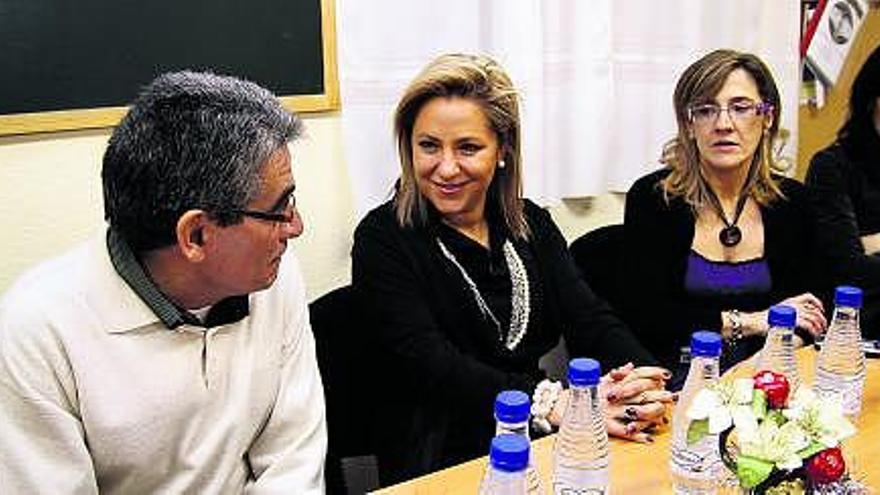 El presidente de ARZA, Miguel Rojo, junto a la alcaldesa de  Zamora, Rosa Valdeón.