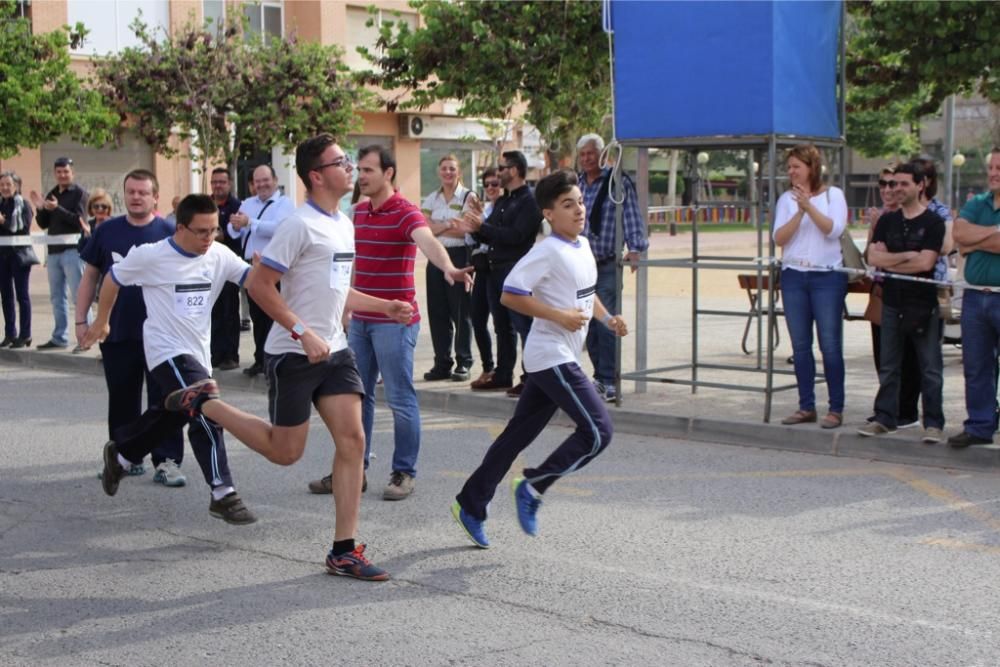 Carrera solidaria en el Gabriel Pérez Cárcel