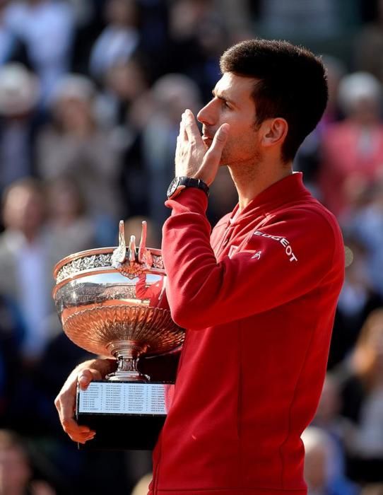 Djokovic conquista su primer Roland Garros