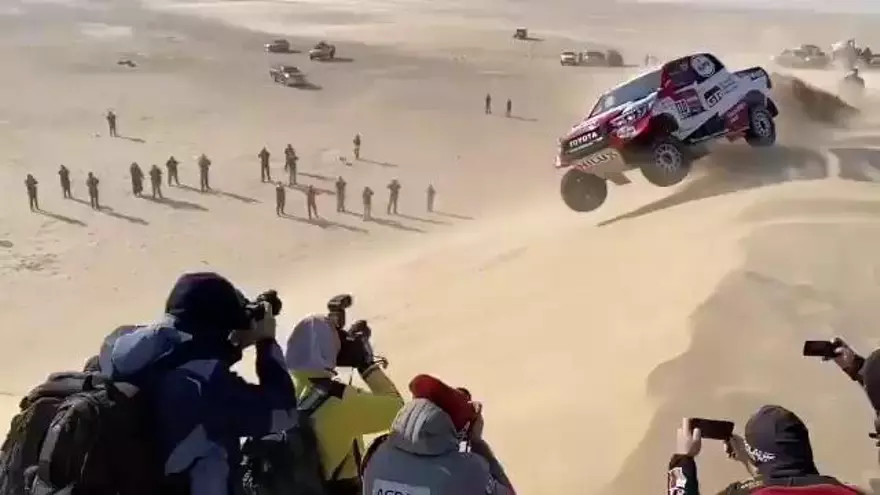 Así ha sido el accidente de Fernando Alonso en la décima etapa del Rally Dakar