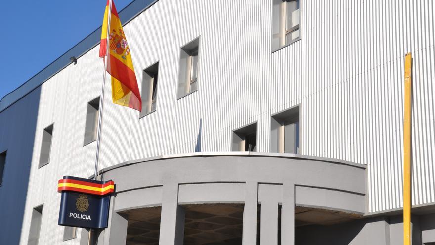 Detenido en A Coruña por robar en un domicilio tras rociar con gas pimienta a los inquilinos