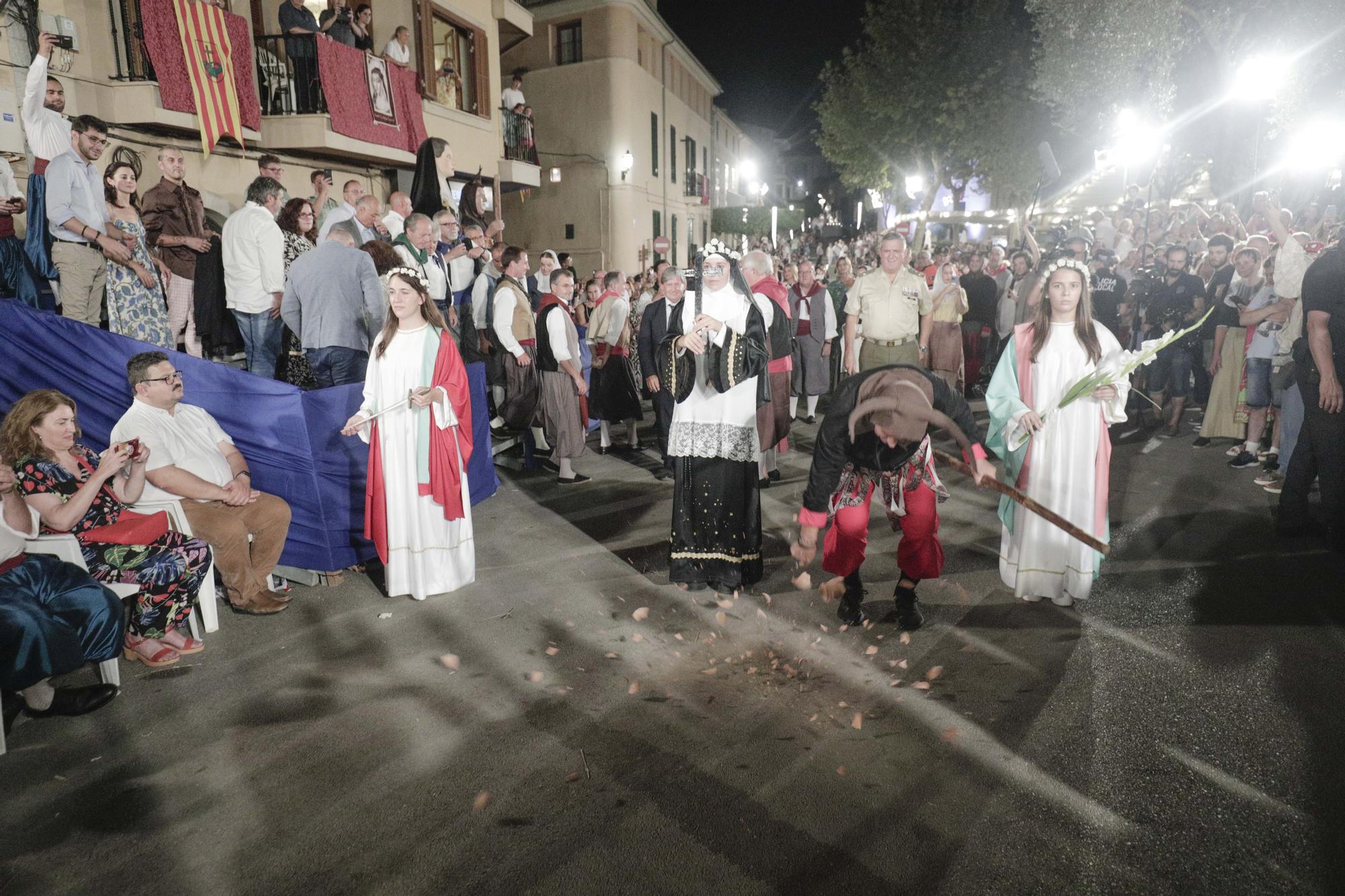 La procesión más típica de Mallorca: La Beata de Santa Margalida