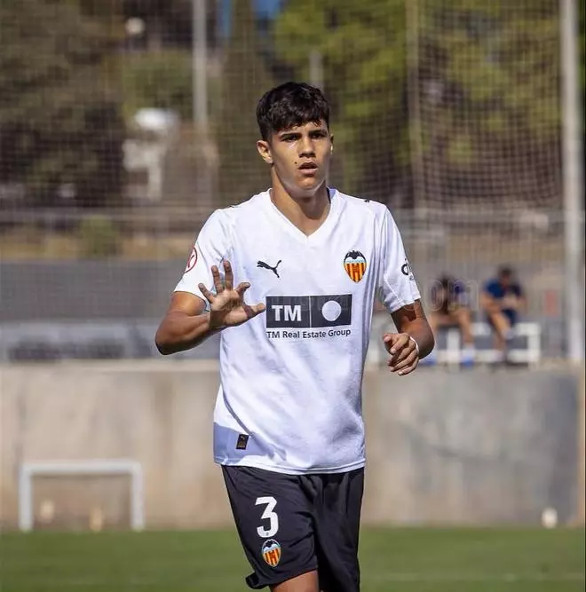 Hugo Giner, el tercer futbolista de la Ribera que logra un puesto en el Real Madrid