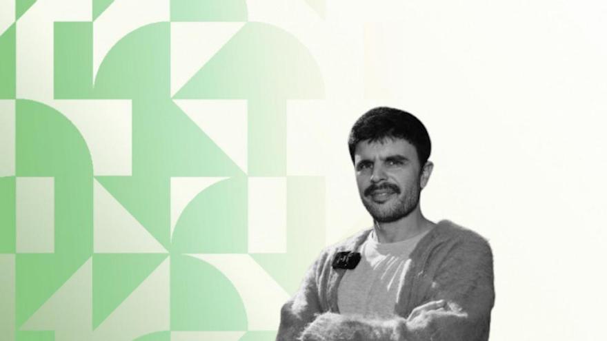 Rodrigo Cuevas, pluma y folclore