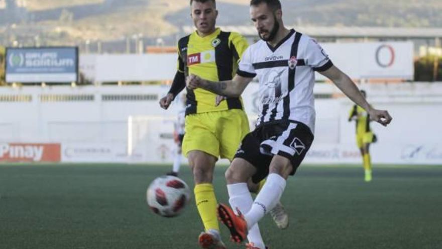 Partido trascendente para  un Ontinyent CF que sella su acuerdo con Sergio Martín