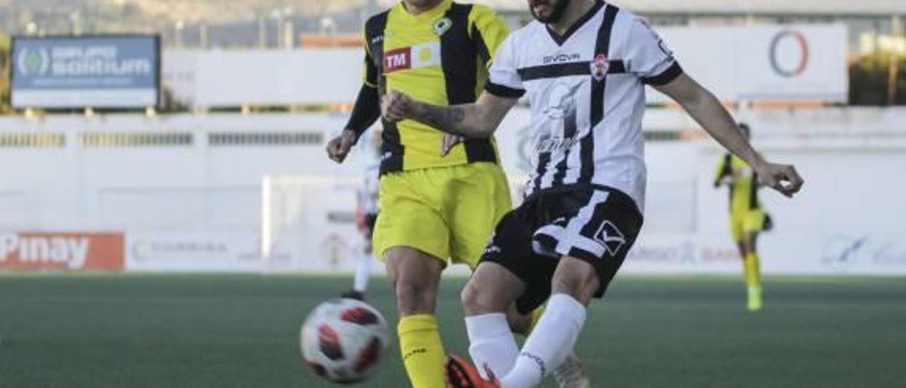 Partido trascendente para  un Ontinyent CF que sella su acuerdo con Sergio Martín