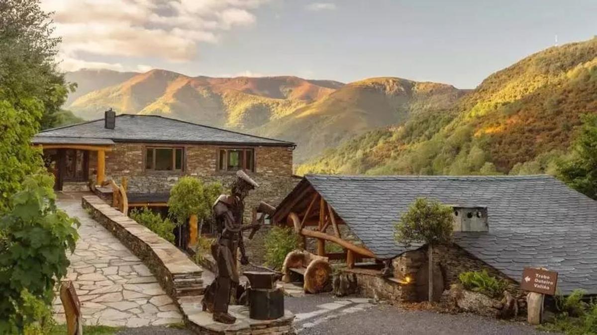 Esta aldea es el refugio ideal para disfrutar de la naturaleza este otoño.