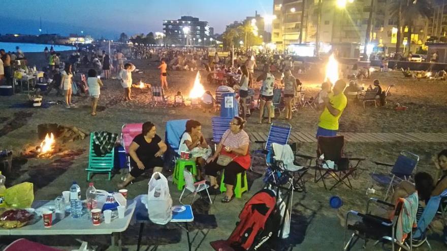 Santa Pola prohíbe el acceso a la playa en la noche de San Juan