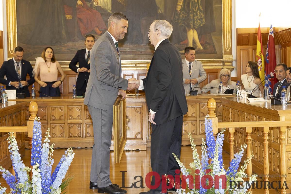 Así se ha vivido el emocionante acto del nombramiento de 'Hijo Predilecto' de Caravaca al doctor Juan Manuel Laborda