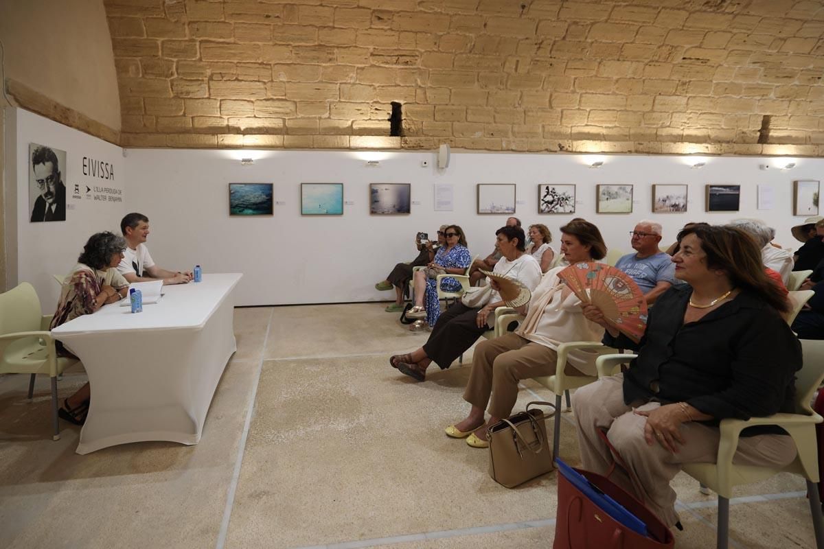 Todas las imágenes de la charla de la fotógrafa Cecilia Orueta en Ibiza