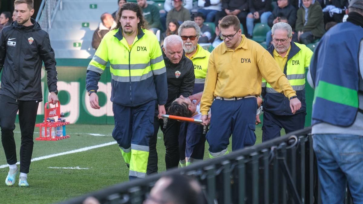 Pere Milla tuvo que ser retirado el pasado sábado en camilla