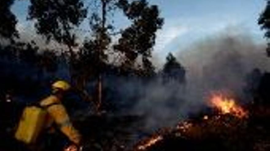 La región pide más colaboración hispano-lusa contra los incendios
