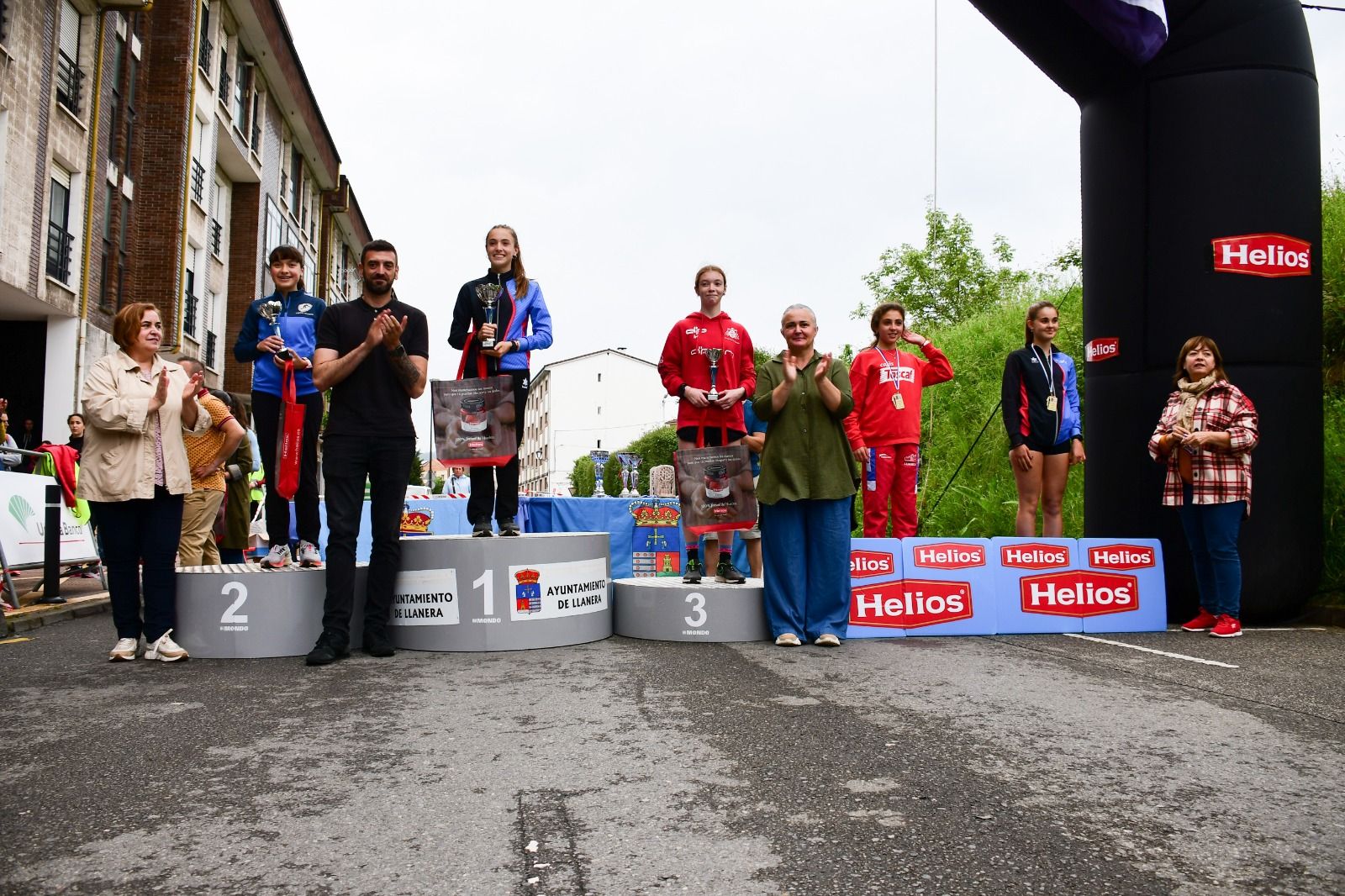 Moha Bakkali y Mariam Benkert se imponen en una competición que fue "una fiesta del atletismo"