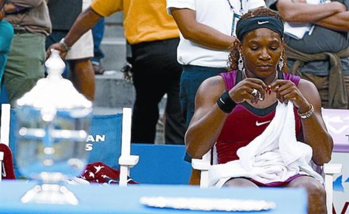 Seriosa 8 Serena Williams, durant el partit de la final femenina. Seriosa 8 Serena Williams, durant el partit de la final femenina.