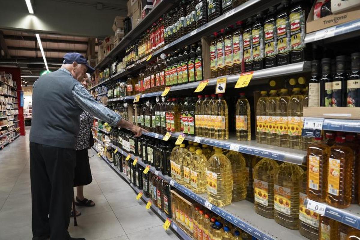 FACUA ha denunciado que seis grandes cadenas de supermercados mantienen el pacto de no agresión en sus precios.