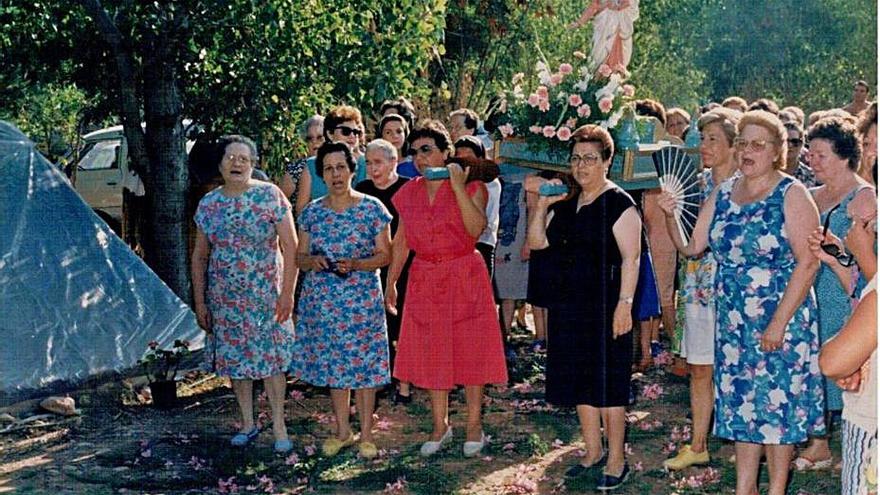 Traslado de la Virgen de la Peña en Gestalgar. | JOSEFINA HERRÁEZ