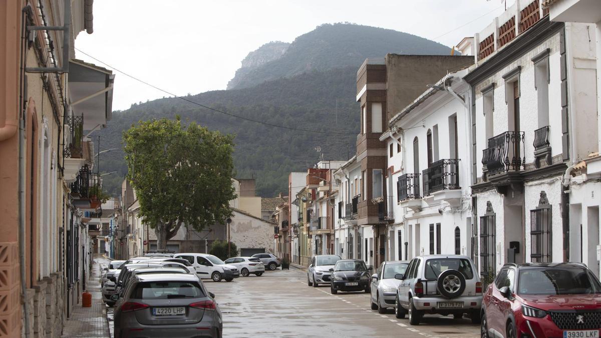 Vistas de una calle de Estivella.