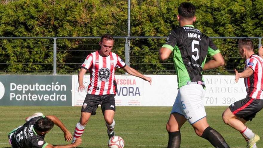 El Boiro se  lleva el derbi arousano en el Salvador Otero