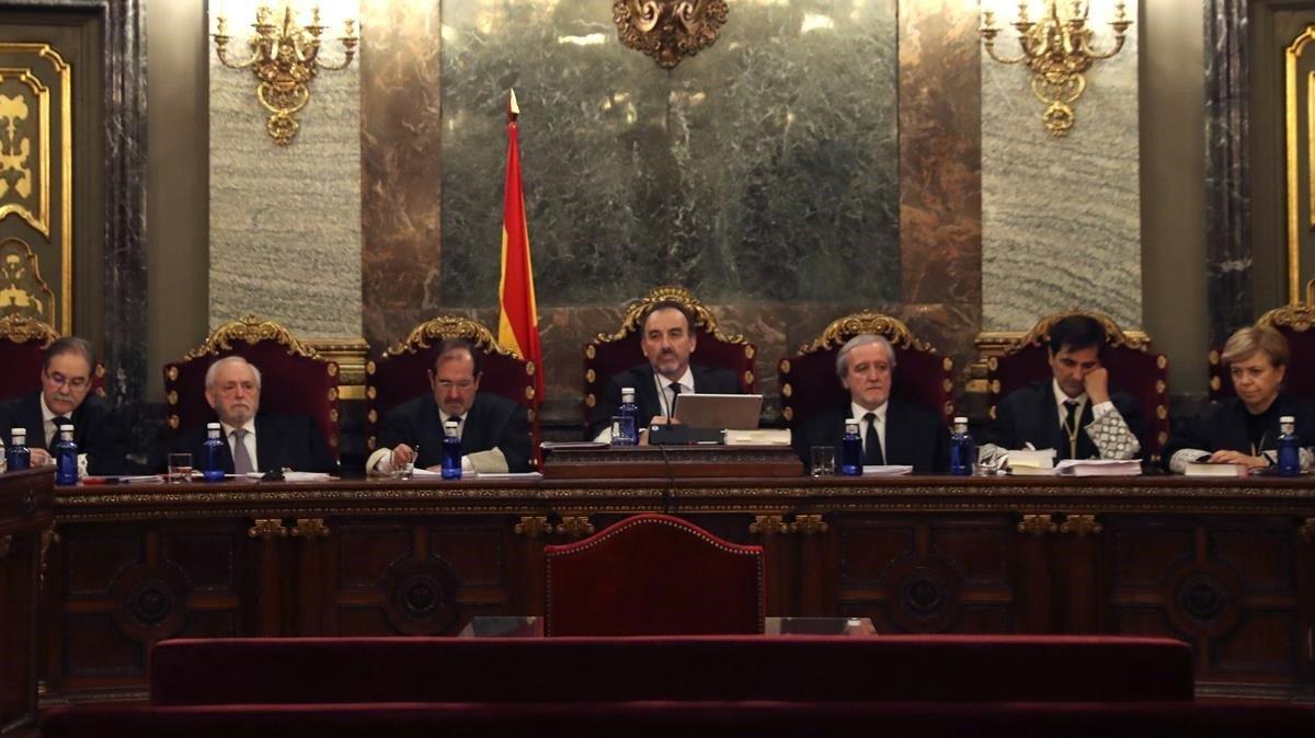 Hubo un atentado grave al interés de España, según el fiscal.