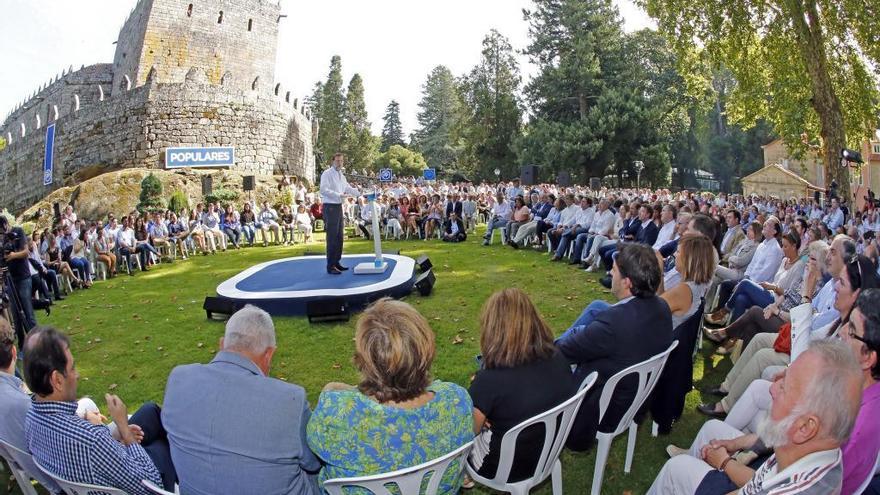 Última edición del acto del PP en el recinto del castillo de Soutomaior. / Marta G. Brea