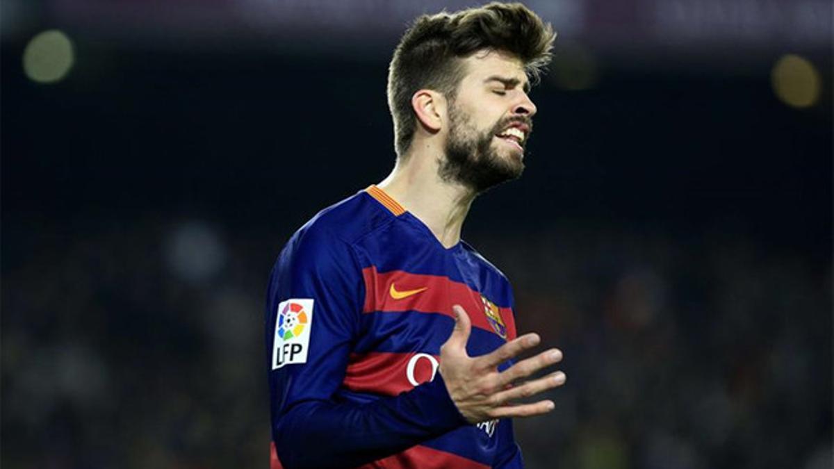 Piqué se llevó los pitos en Cornellà - El Prat