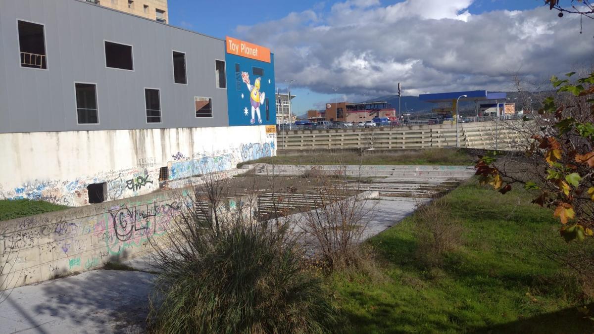 Plasencia mantiene la pista de skate en la plaza de Céntrica