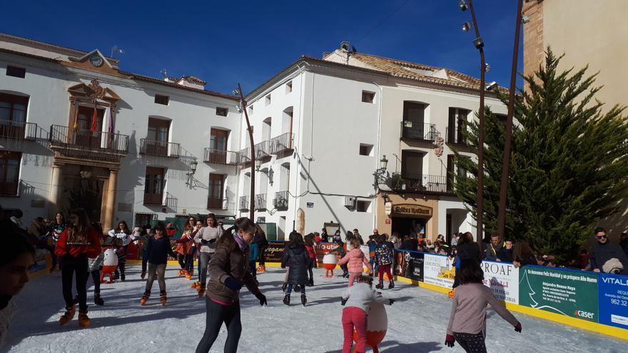 El municipio valenciano donde puedes patinar sobre hielo de verdad en Navidad