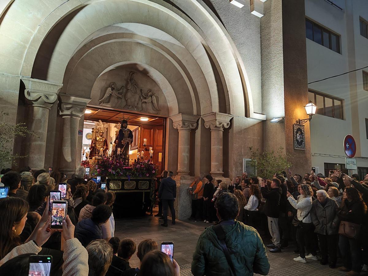 La estación de penitencia de la Cofradía de Jesús Cautivo en Ibiza