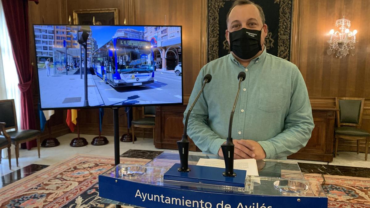 El concejal de Movilidad de Avilés, Pelayo García.