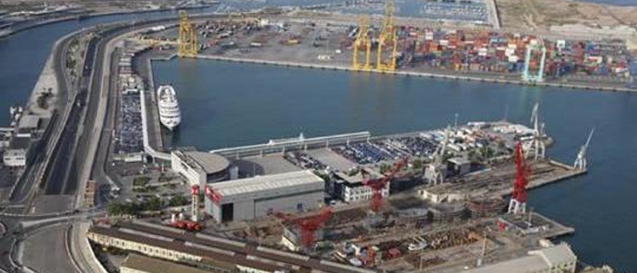 El puerto inicia  el rescate del suelo de Unión Naval