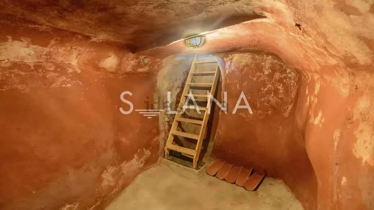 A la venta un apartamento en Ibiza con una  cisterna de agua de la época púnica