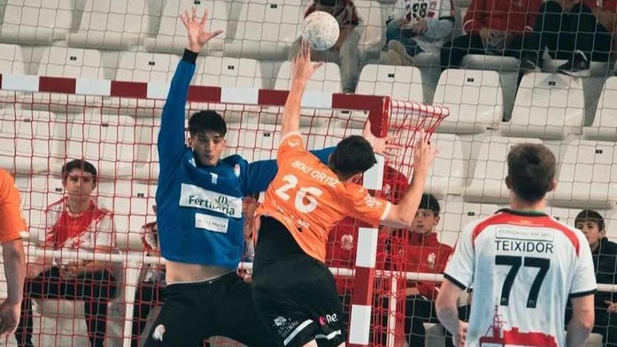 El Trasmapi se queda sin premio tras hundirse en la segunda parte ante el Puerto Sagunto
