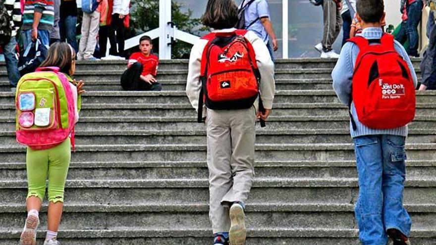 La borrasca 'Gloria' no da motivos al Govern para suspender las clases